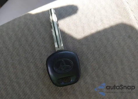 2005 Toyota Corolla Le из США, поврежденный, VIN 1NXBR32E45Z552704